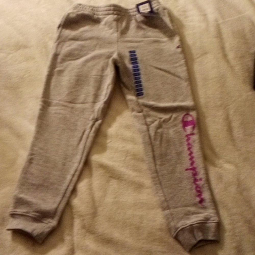 CHAMPION GIRLS YOUTH SWEATS SIZE 10-12